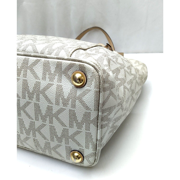 Michael Kors Jet Set Gray Crossgrain Leather MK Printed Pocket Tote Shoulder Bag - Picture 9 of 16